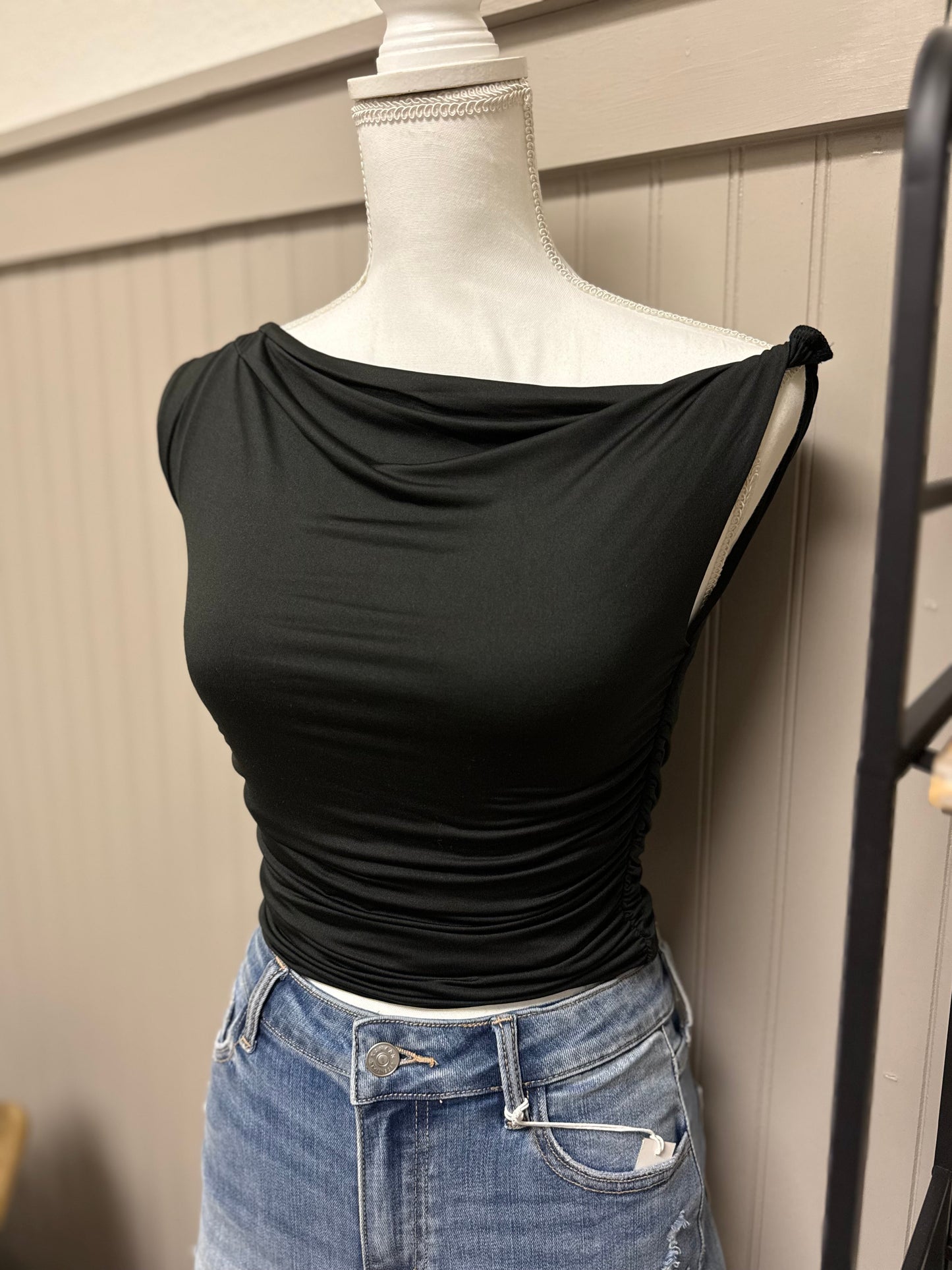 Driftwood Top- Black