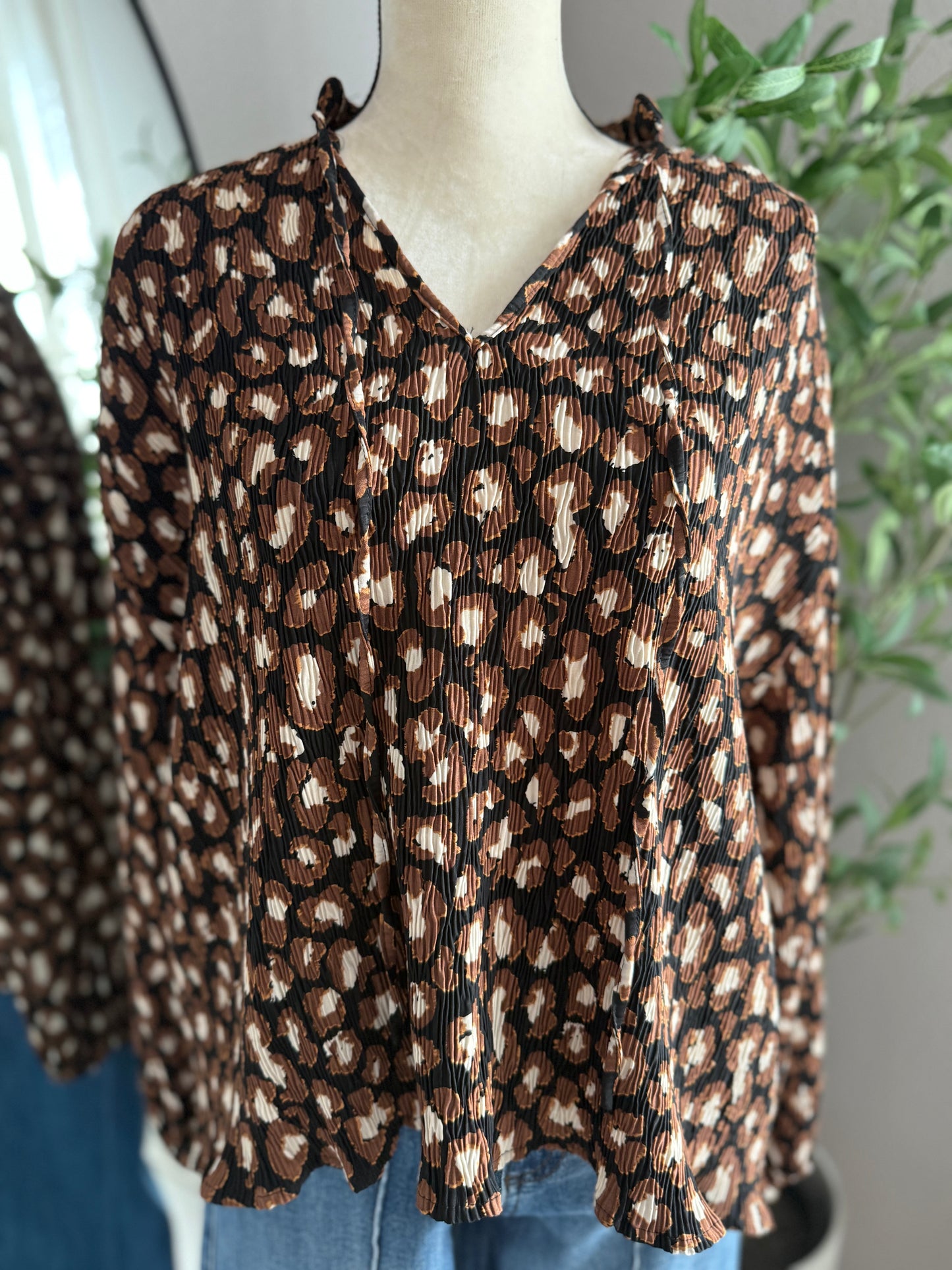 Jesslyn Leopard Top